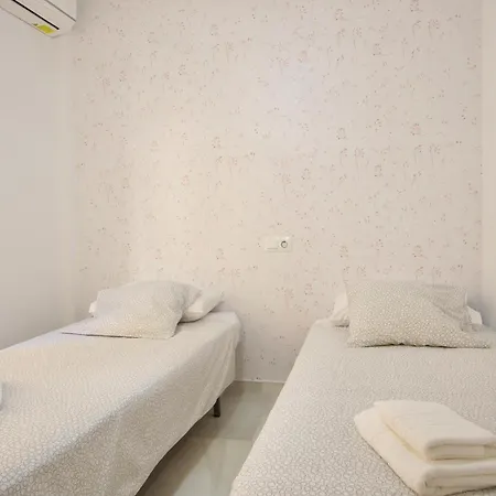 アパート Bonito Cerca De La Playa De トロクス・コスタ